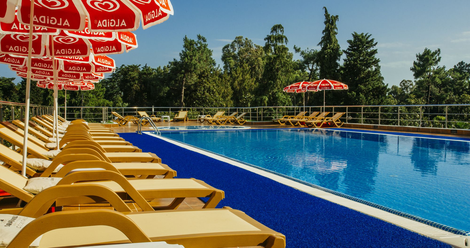 Фото Intourist Palace Hotel & SPA