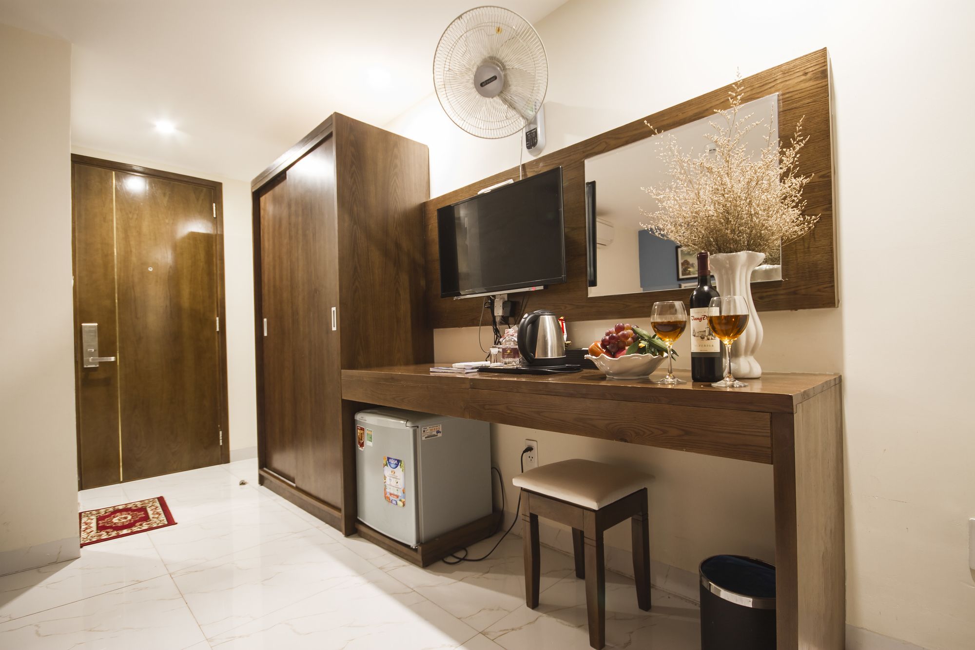 Фото Happy Sky Hotel