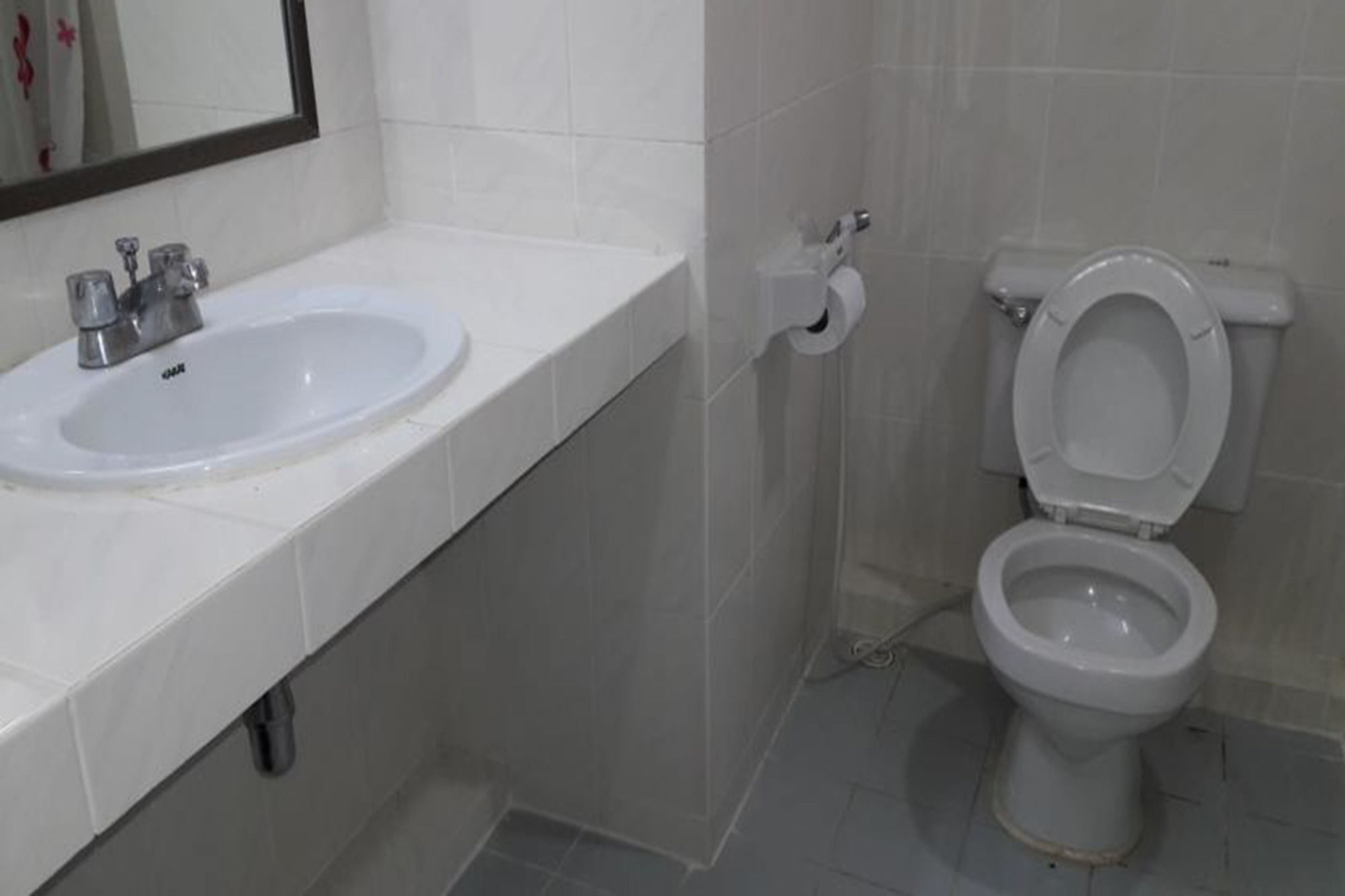 Фото Garden Paradise Hotel & Serviced Apartment