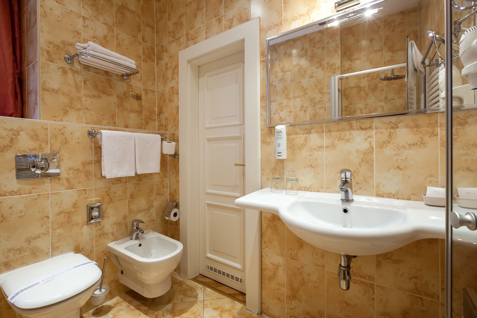 Фото Tyn Yard Residence