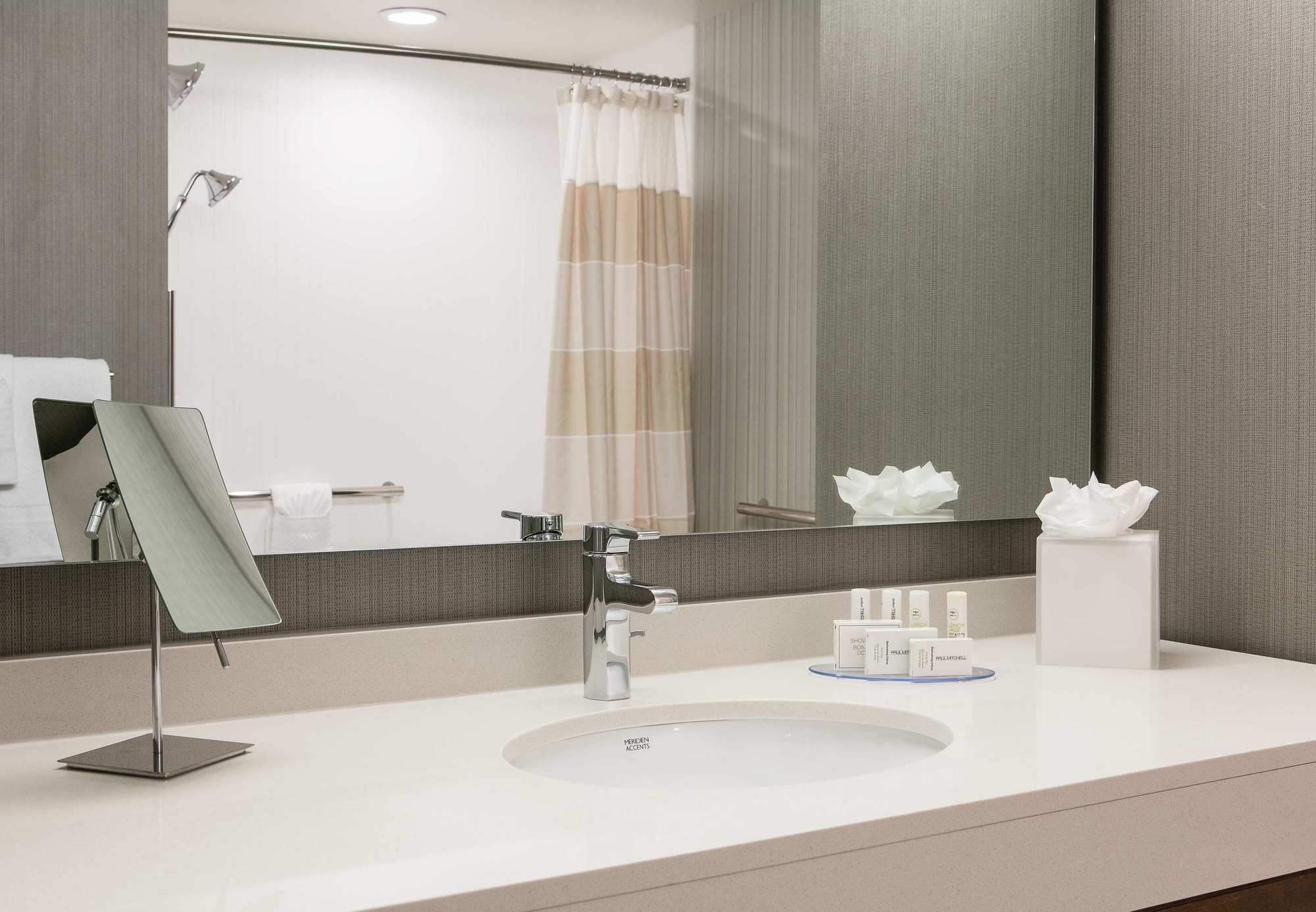 Фото Courtyard by Marriott Omaha Bellevue Beardmore Event Center