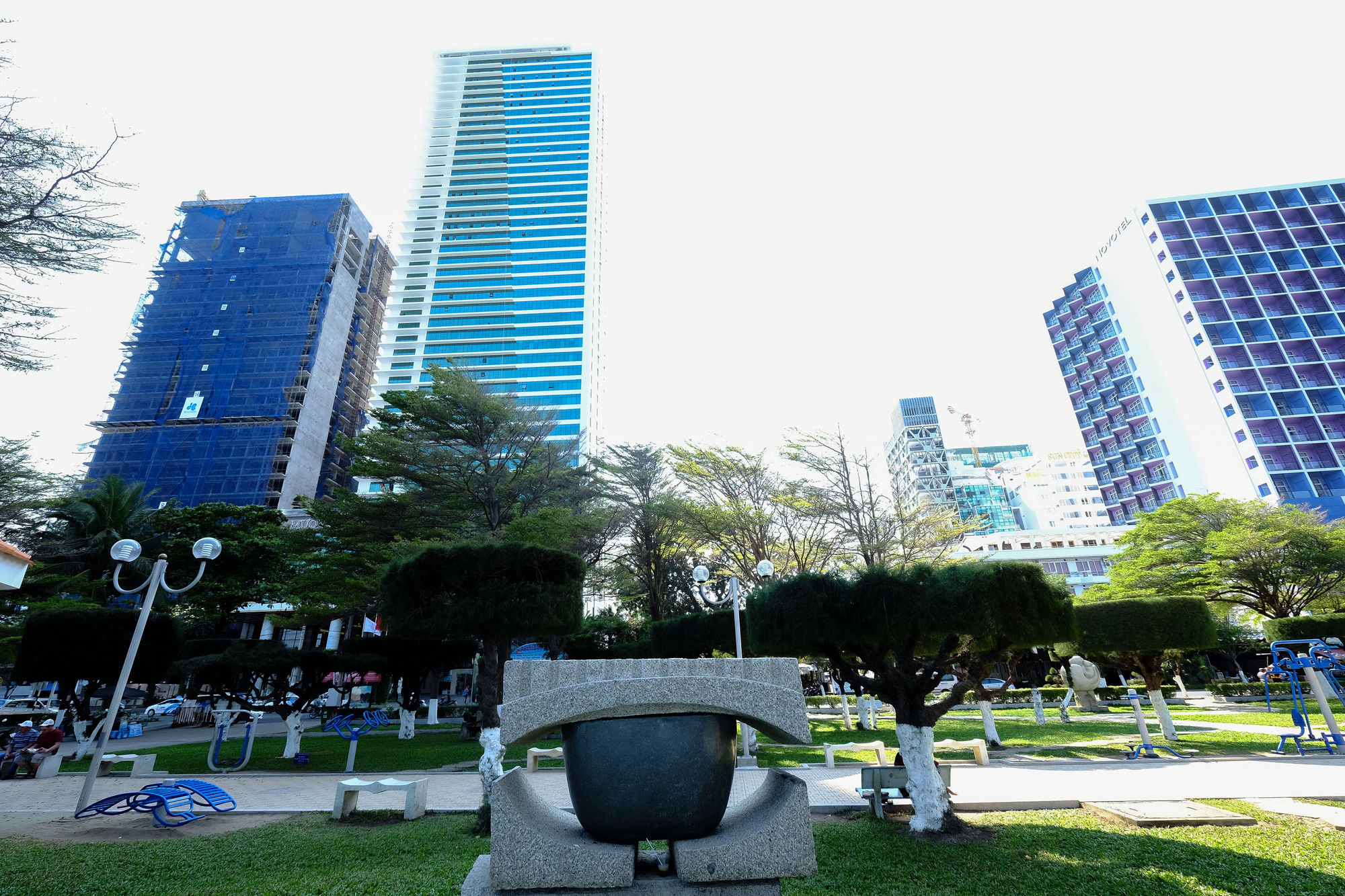 Фото Sunrise Ocean View Apartment