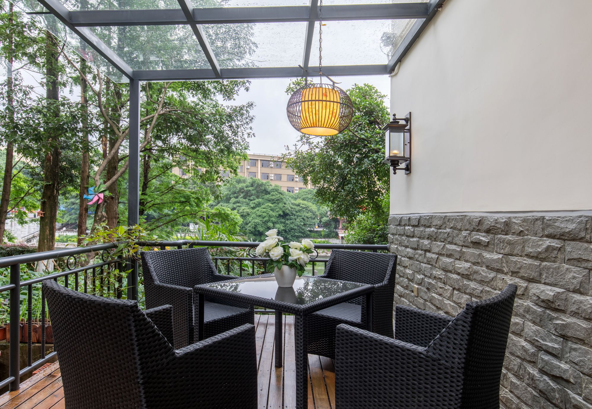 Фото Riverside Inn Guilin Central