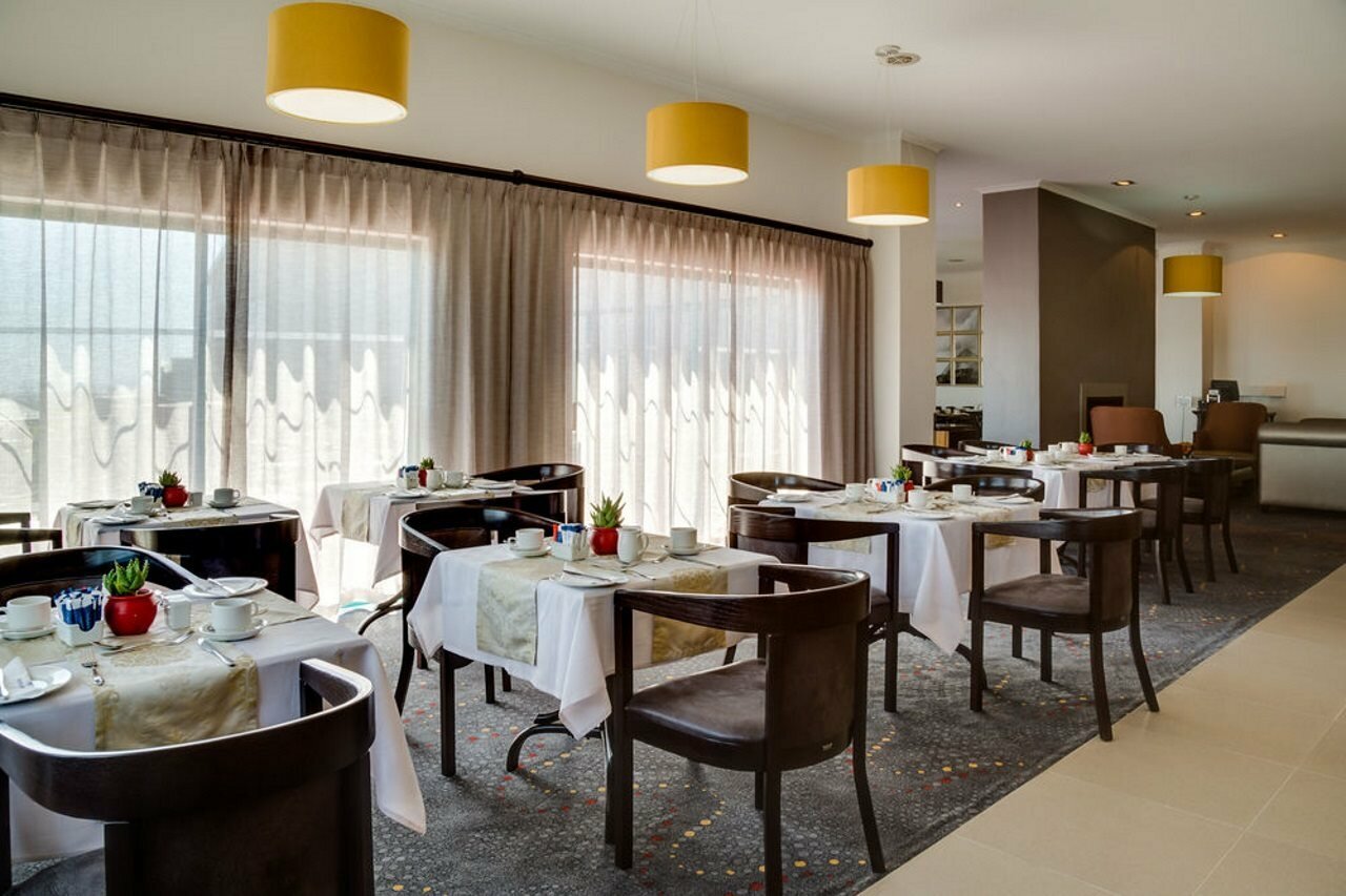 Фото Protea Hotel by Marriott Cape Town Tyger Valley