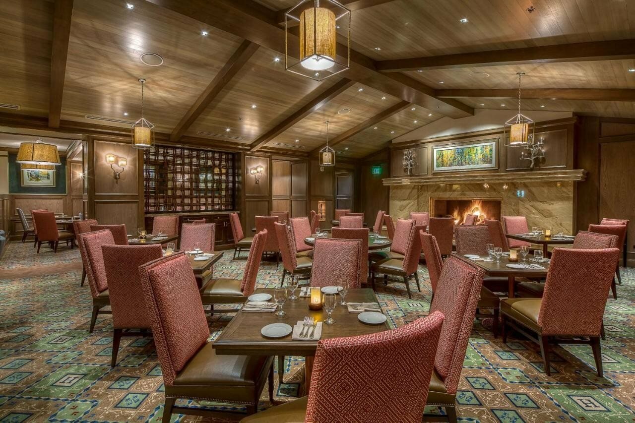 Фото Little America Hotel