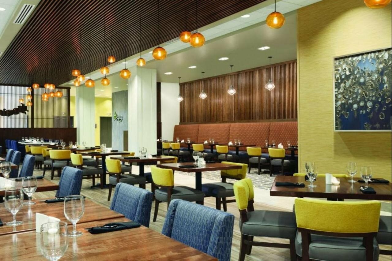 Фото Embassy Suites Portland/Hillsboro, Oregon