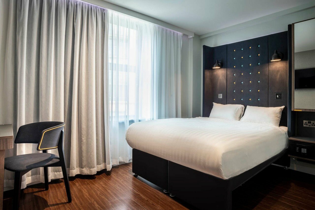 Фото Point A Hotel Dublin Parnell Street