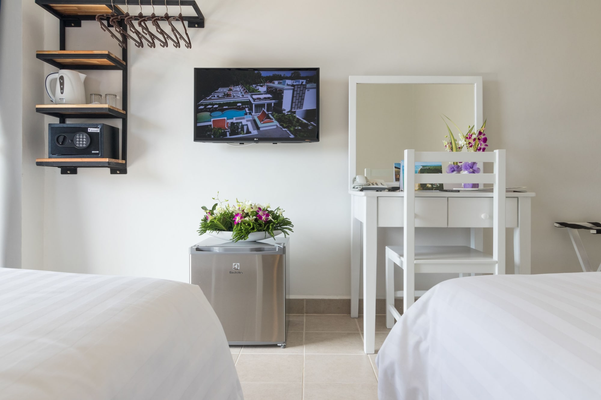 Фото Maikhao Hotel 