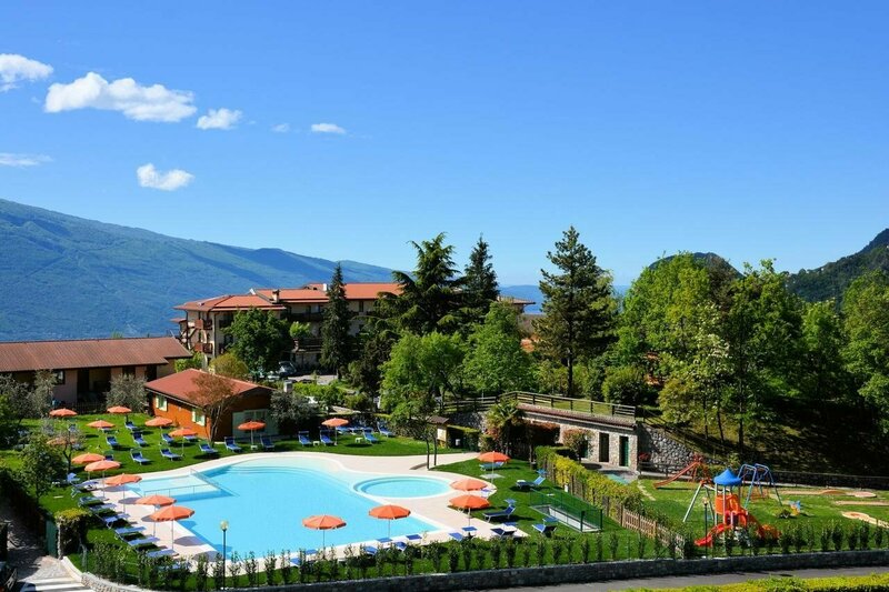 Гостиница Hotel Pineta Campi