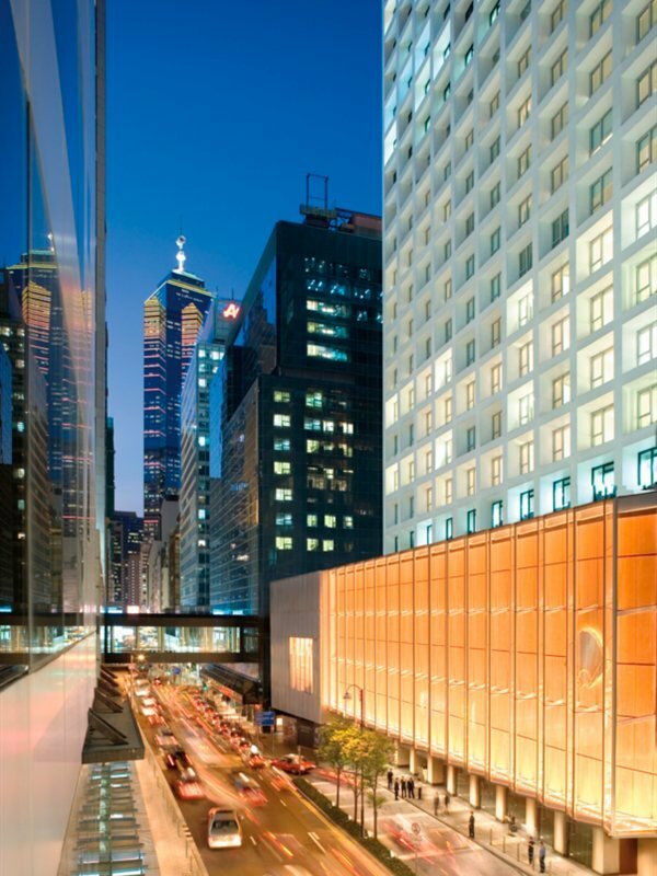 Фото The Landmark Mandarin Oriental, Hong Kong