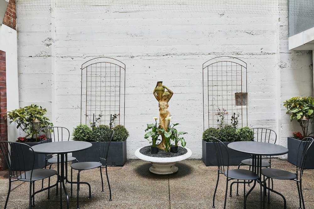 Фото White Swan Inn