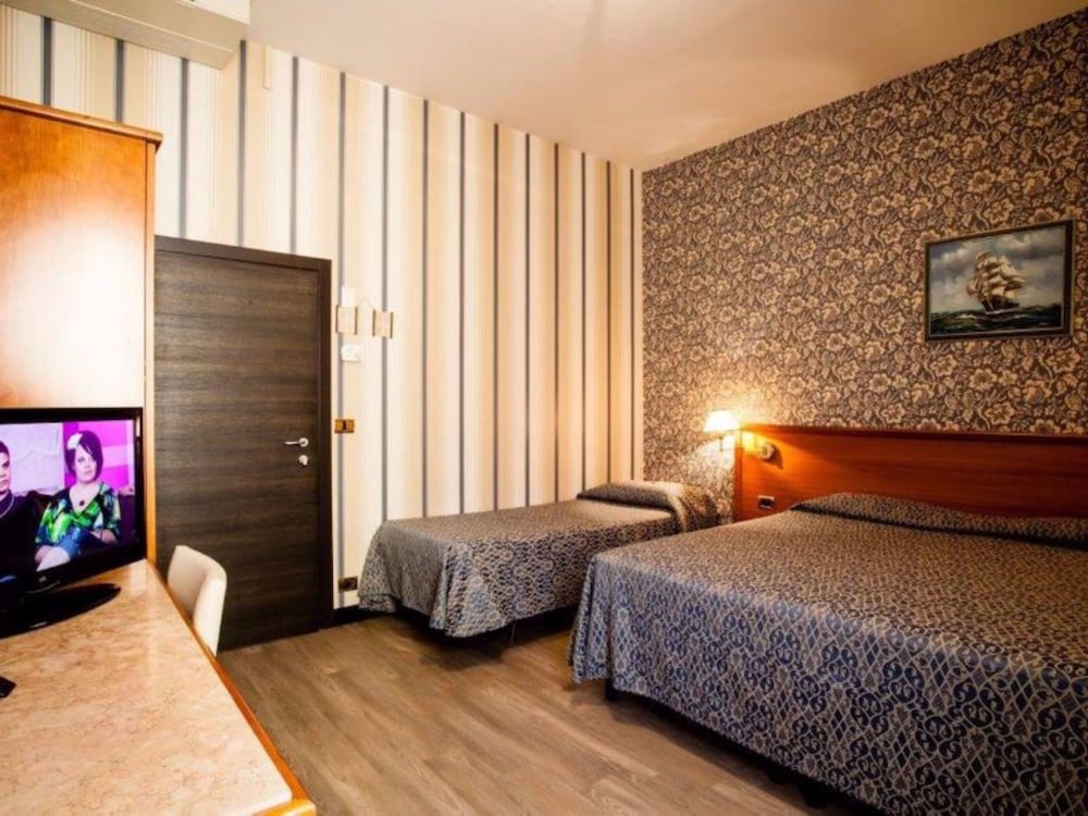 Фото Hotel Astoria