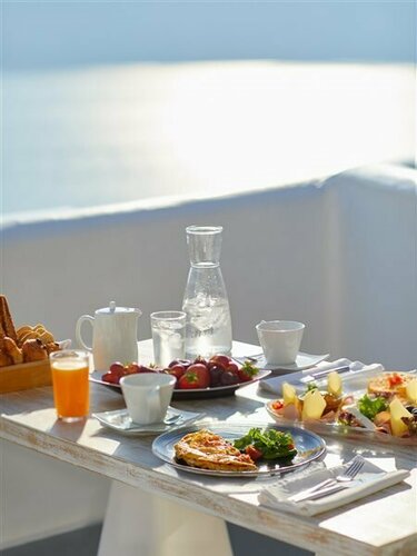 Внешний вид отеля La Perla Villas and Suites - Adults Only в Муниципальной единице Оиасе, фото 4