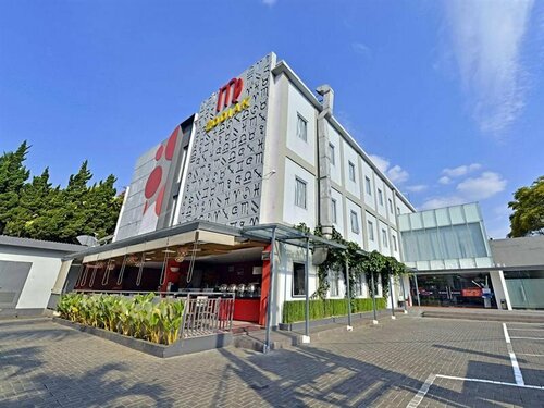 Внешний вид отеля Zodiak Sutami by Kagum Hotels в Бандунге, фото 4