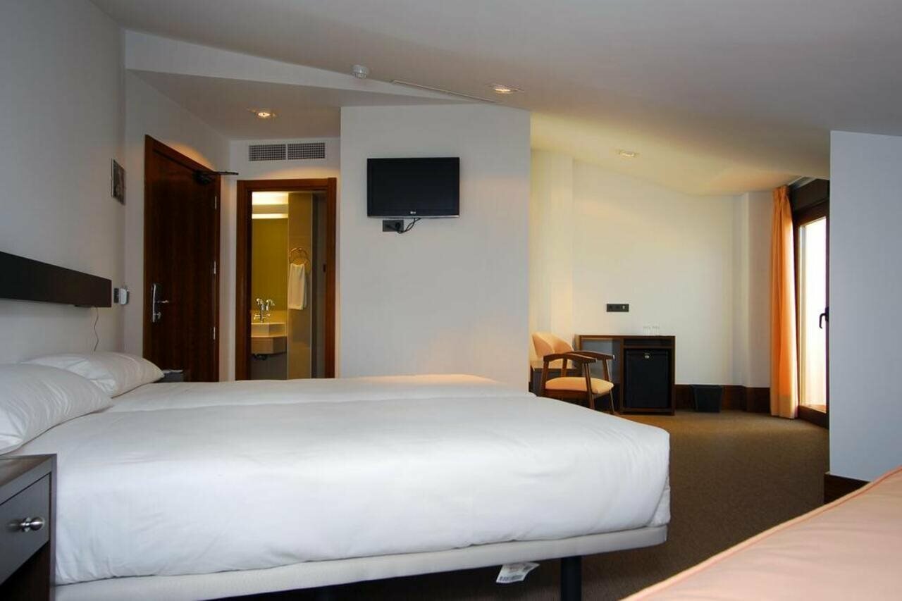 Фото Hotel Domus Plaza Zocodover