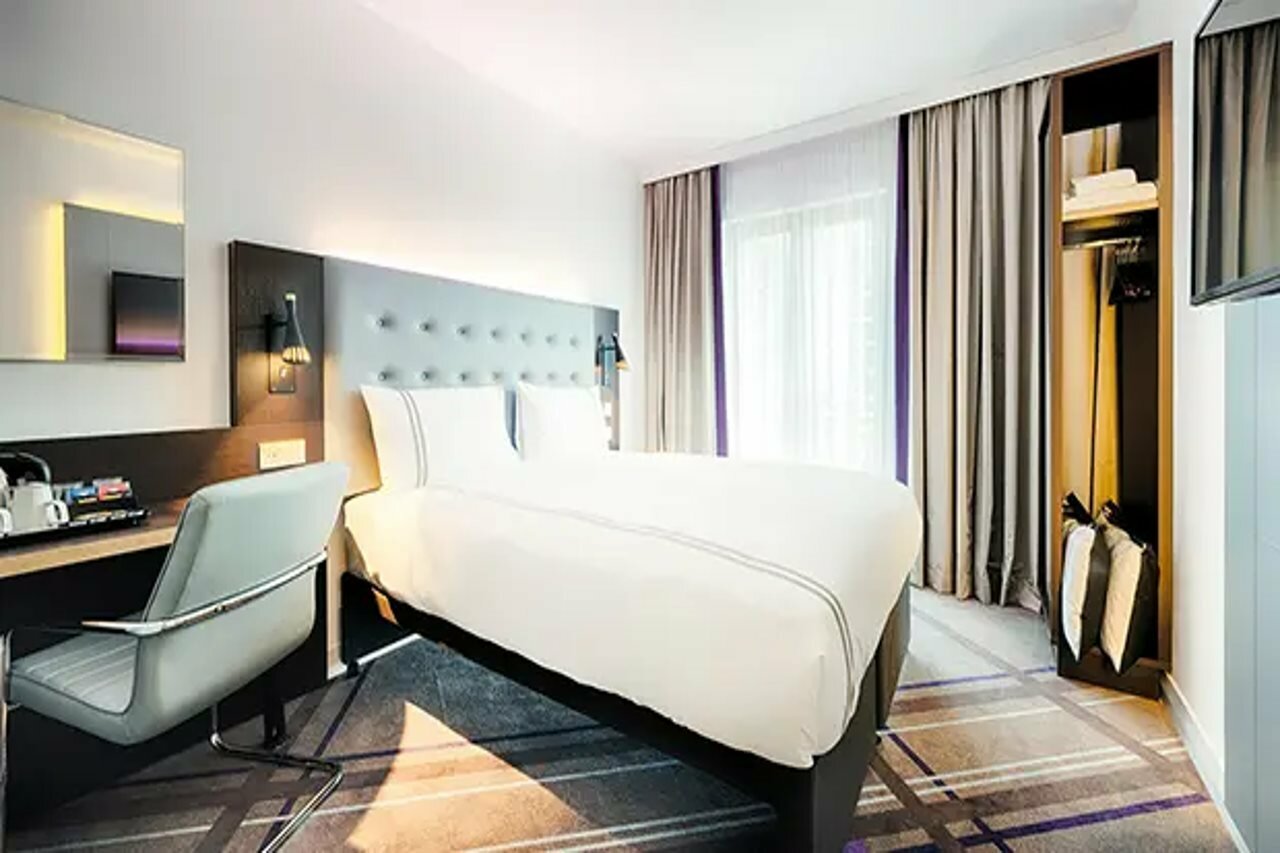 Фото 84233824402