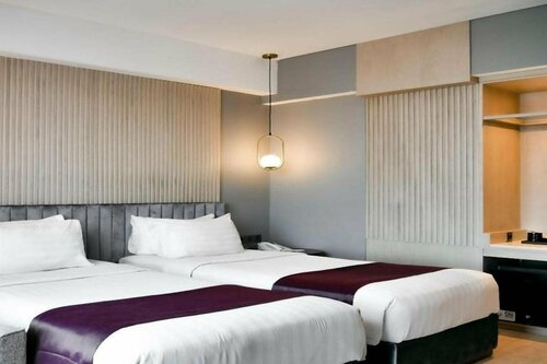 Внешний вид отеля Grand Edge Hotel Semarang в Семаранге, фото 3