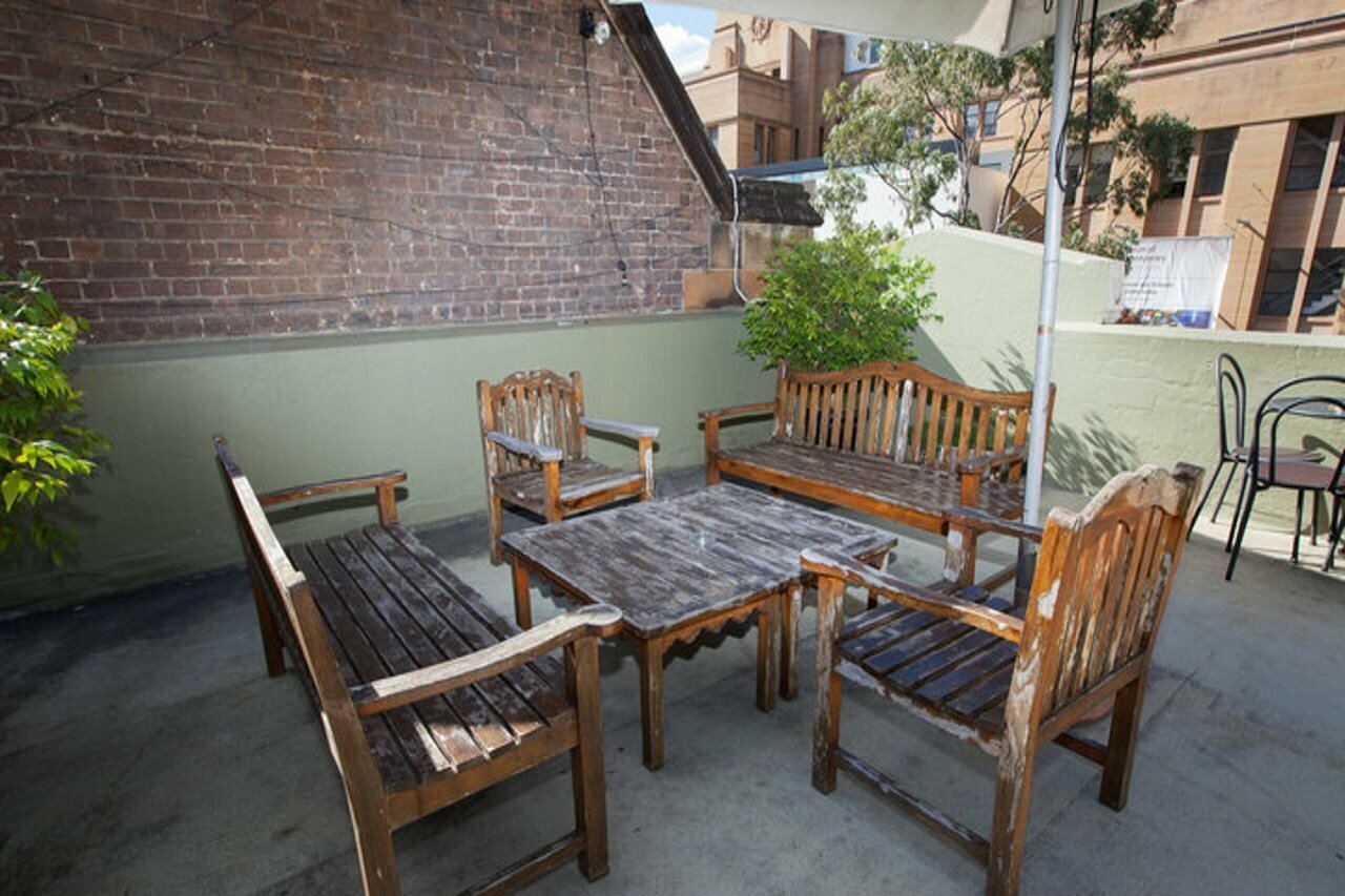 Фото The Russell Boutique Hotel