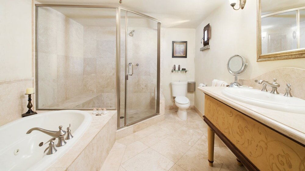 Фото Kenwood Inn & SPA