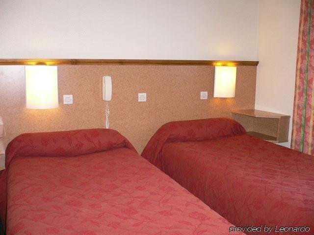 Фото Hôtel Les Deux Gares