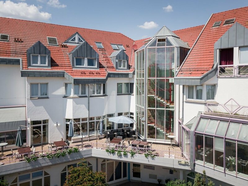 Гостиница Hotel Aichtalerhof