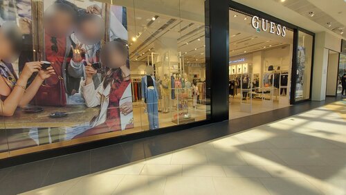 Guess trafford clearance centre
