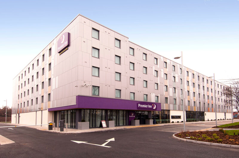 Гостиница Premier Inn London Heathrow Terminal 5 в Лондоне