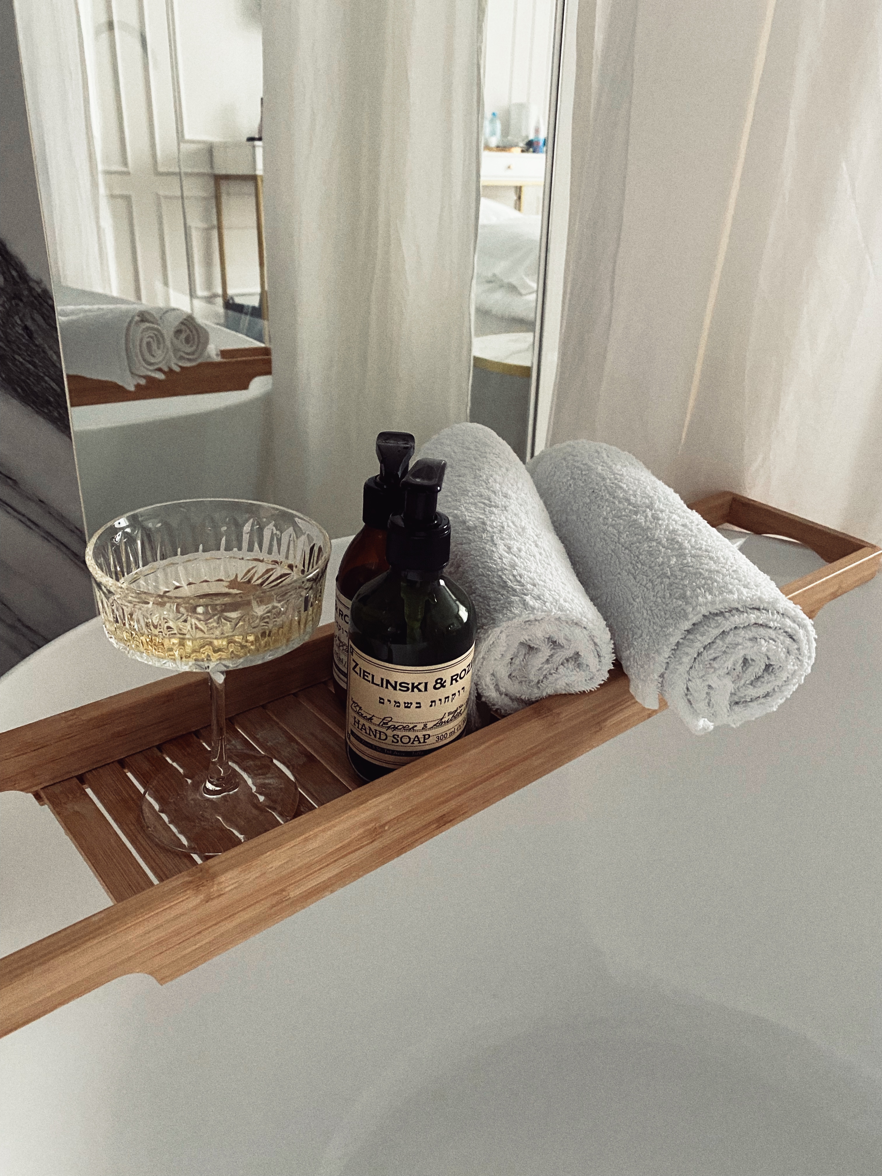 Фото Suite Hotel