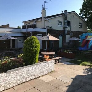 Blink in Owl (Cwmbran, Henllys Way), bar, pub