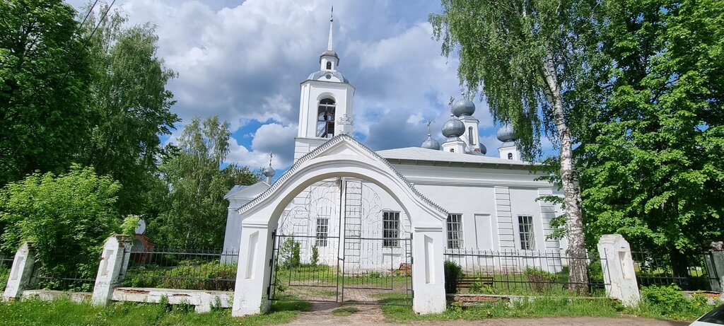 Православный храм Церковь Успения Пресвятой Богородицы в Наволоках, Наволоки, фото