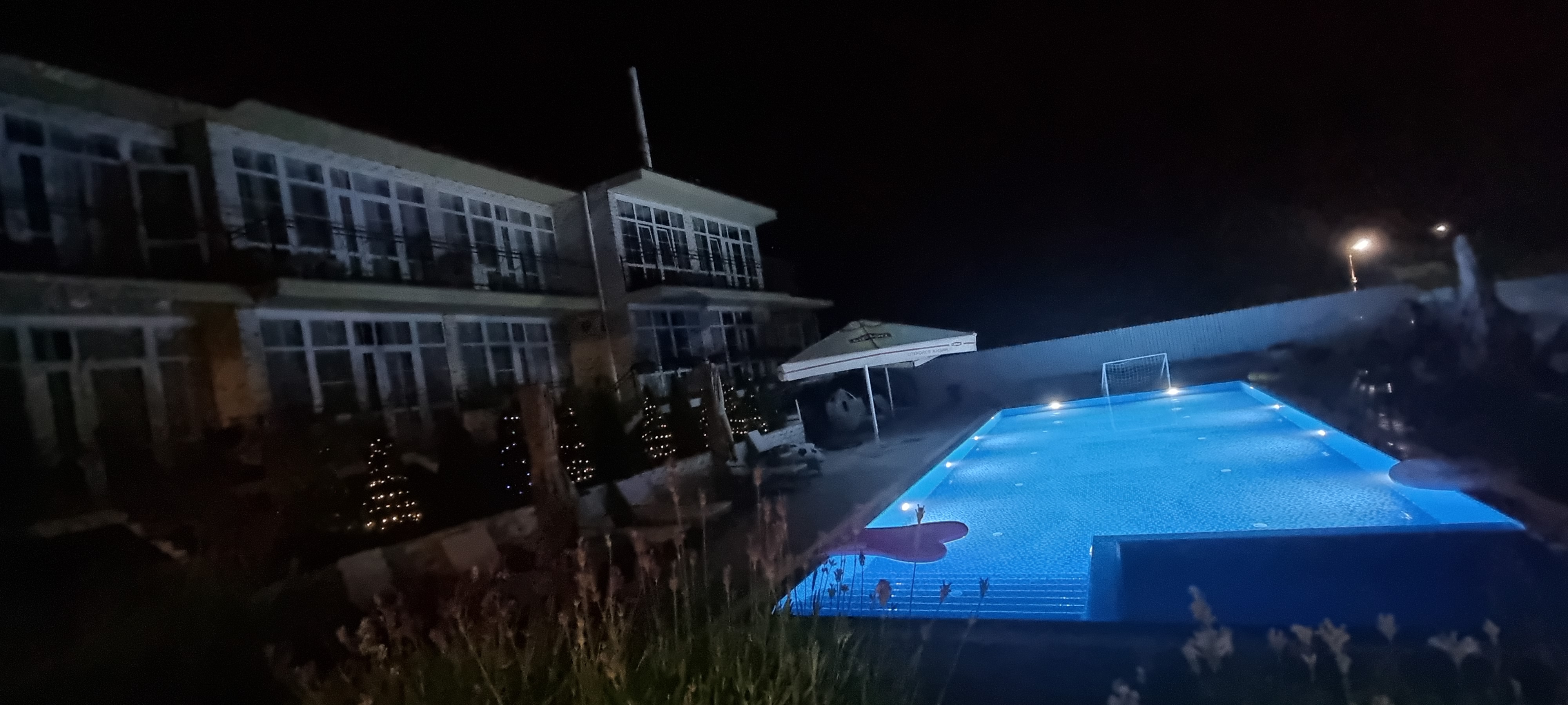 Фото Кромвель Вайт