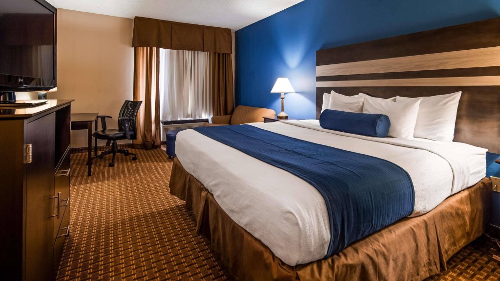 Фото Best Western Plus Cary Inn - Nc State