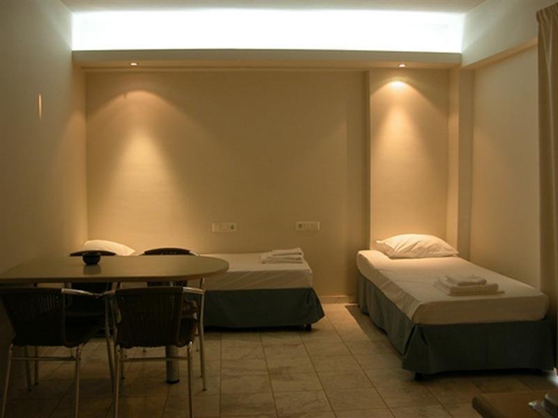 Фото Golden Bay Hotel Apartments