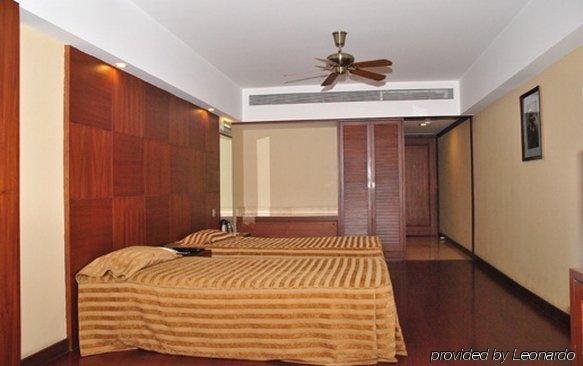 Фото Hotel Aurora Towers