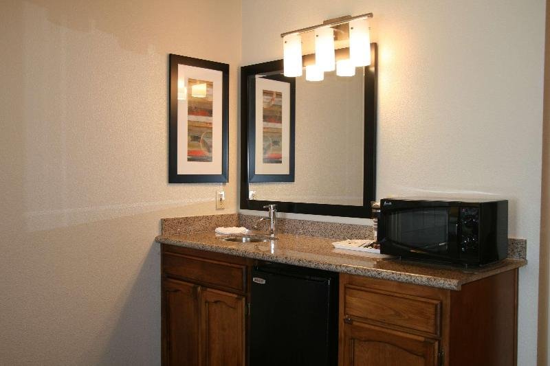 Фото Best Western Luxury Inn