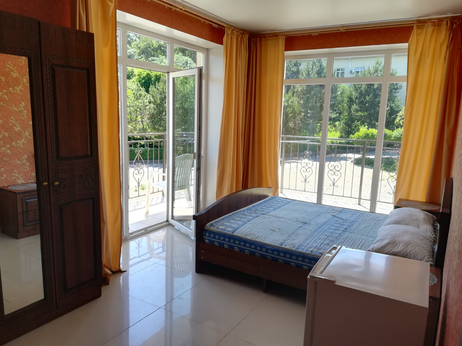 Фото Парижанка