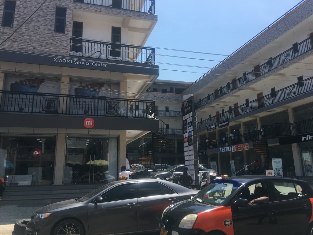 Items for mobile phones Xiaomi service centre, Accra, photo
