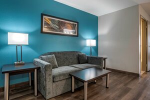 Гостиница Best Western Carlton Suites