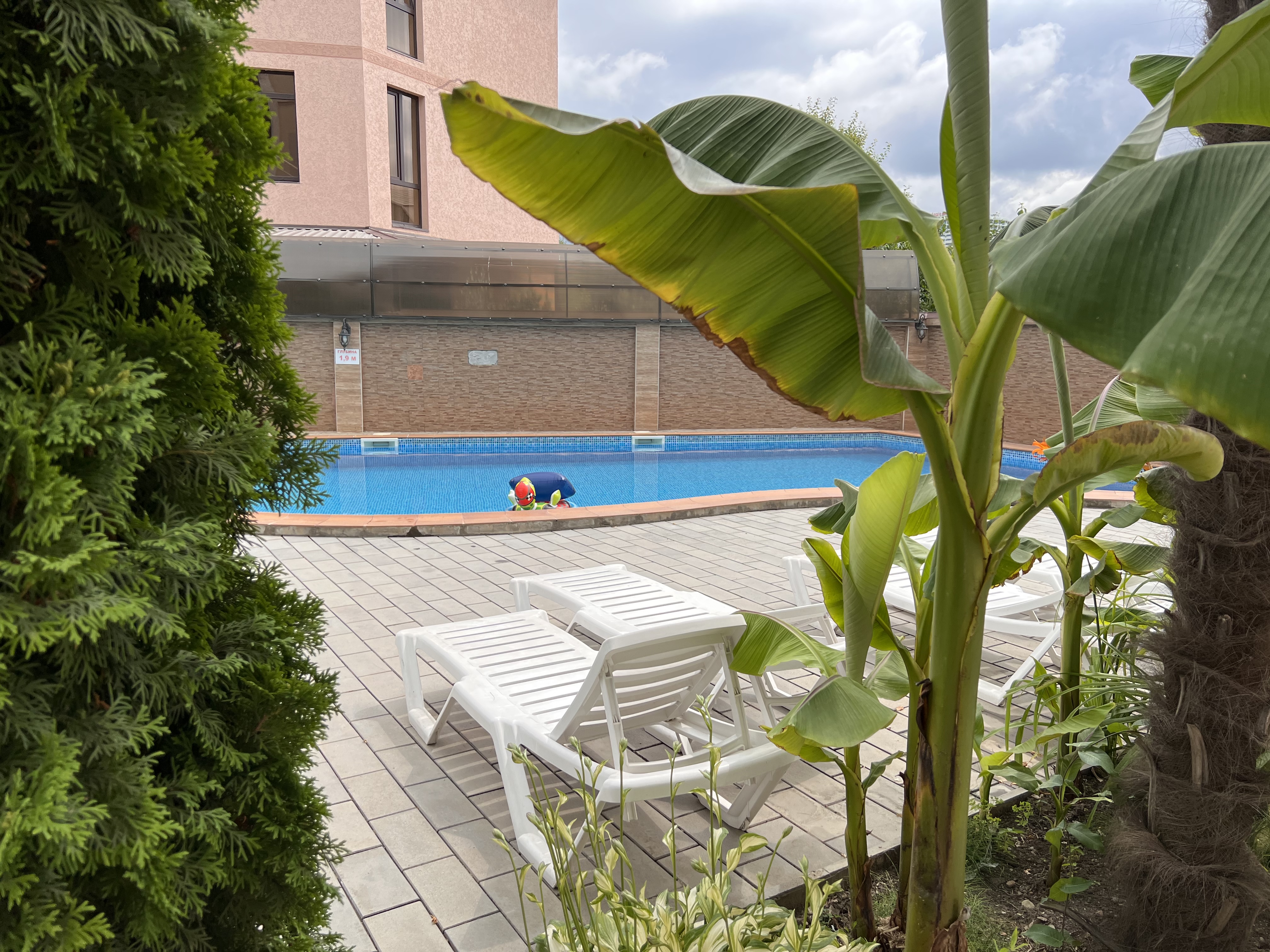 Фото отеля 2