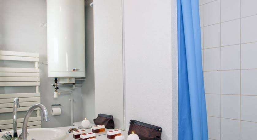 Фото Séjours & Affaires Bordeaux de L'Yser