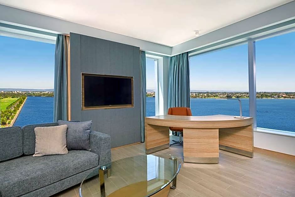 Фото DoubleTree by Hilton Perth Waterfront