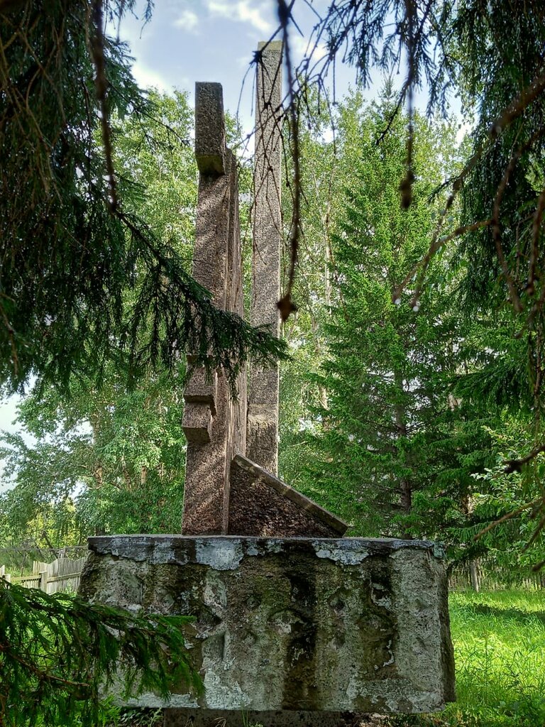 نصب تذكاري للحرب، مقبرة جماعية Участникам Великой Отечественной войны 1941-1945 гг. ، إقليم كراسنويارسك، صورة
