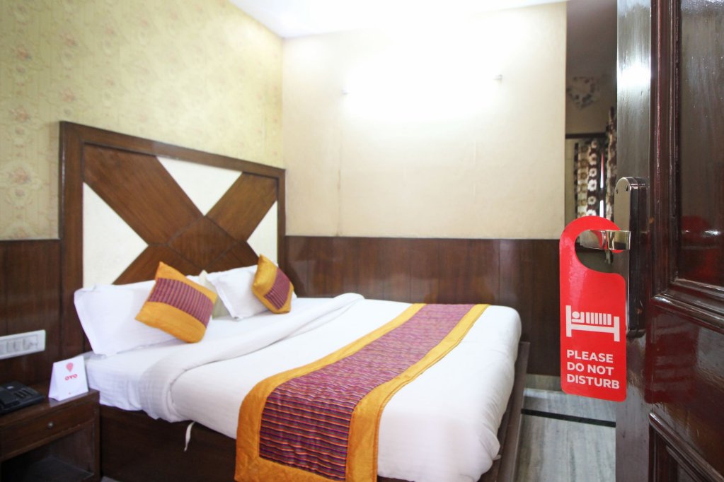 Фото Lord Krishna Hotel Dx. Inn