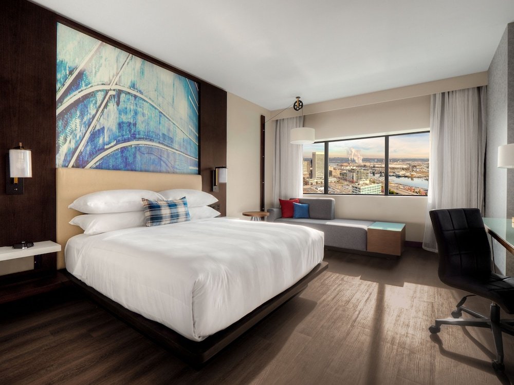 Фото Marriott Tacoma Downtown