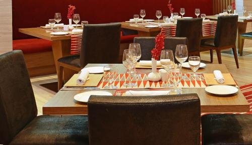 Фото WelcomHotel Bengaluru - Member ITCHotel Group