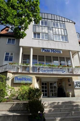 Гостиница Parkhotel Altes Kaffeehaus в Вольфенбюттеле