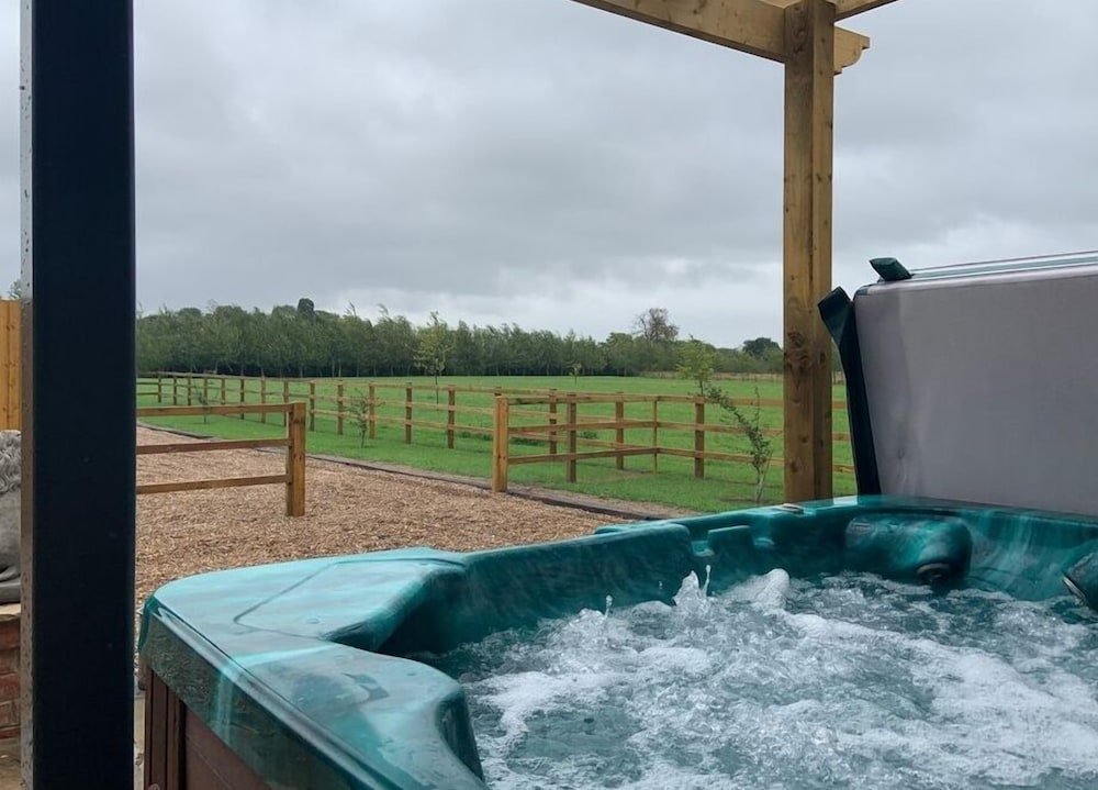 Фото Wyberton House Holiday Lets