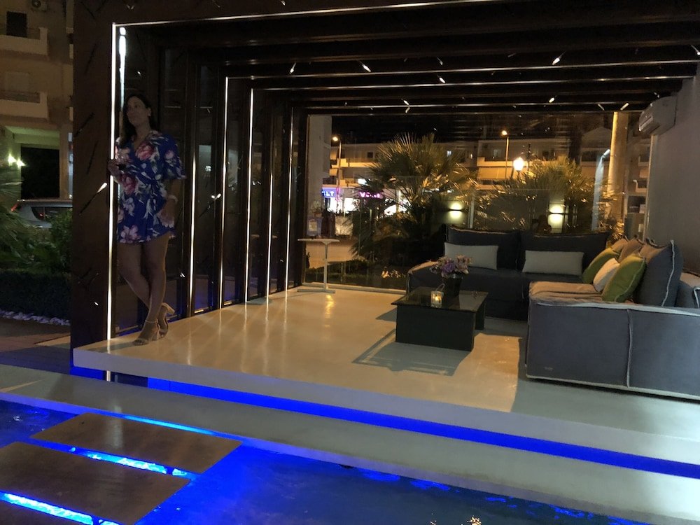 Фото Deves Hotel