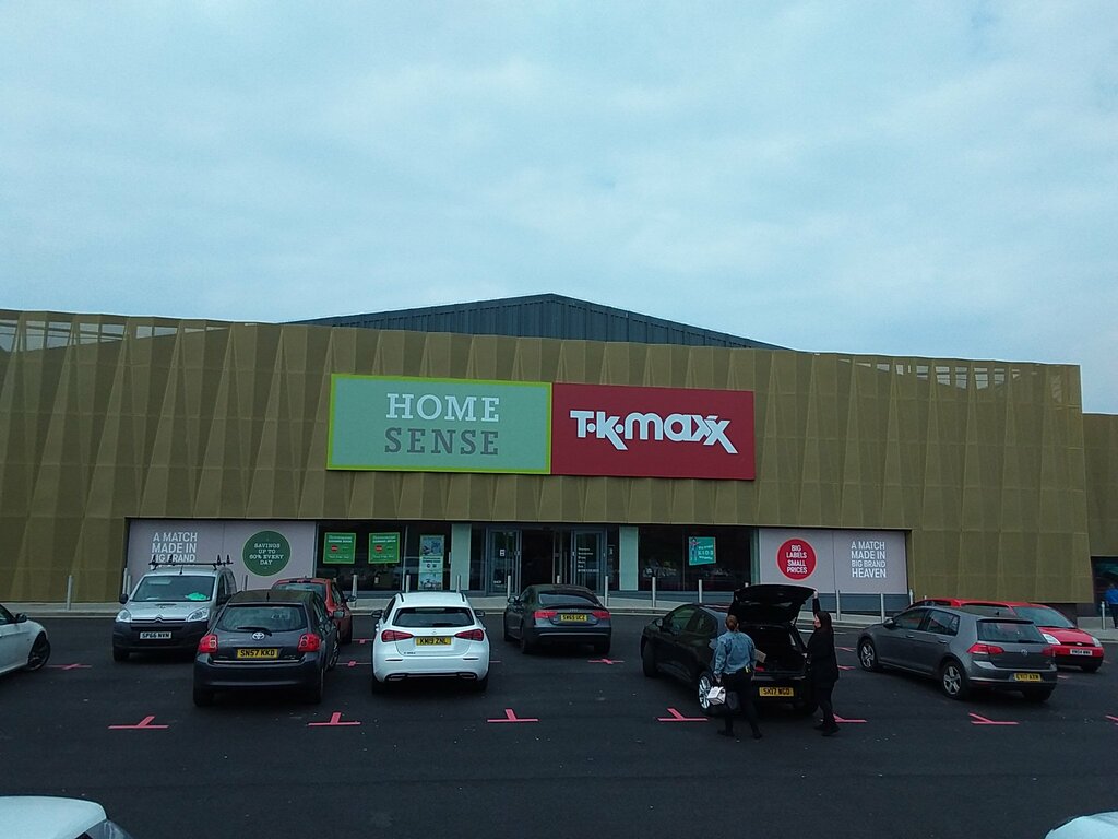 Department store Tk Maxx, Livingston, photo