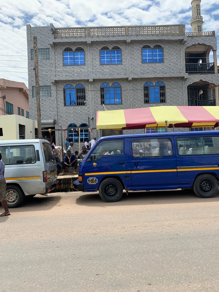 Mosque Darkuman Central Mosque, Accra, photo